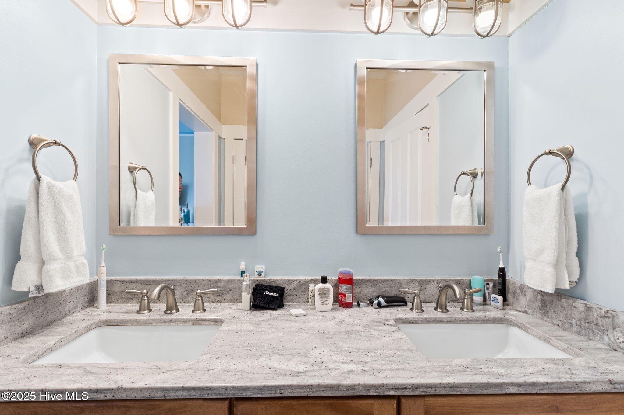 22 Earl Of Craven Court, Wk. G