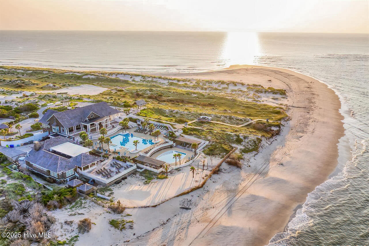 417 S Bald Head Wynd