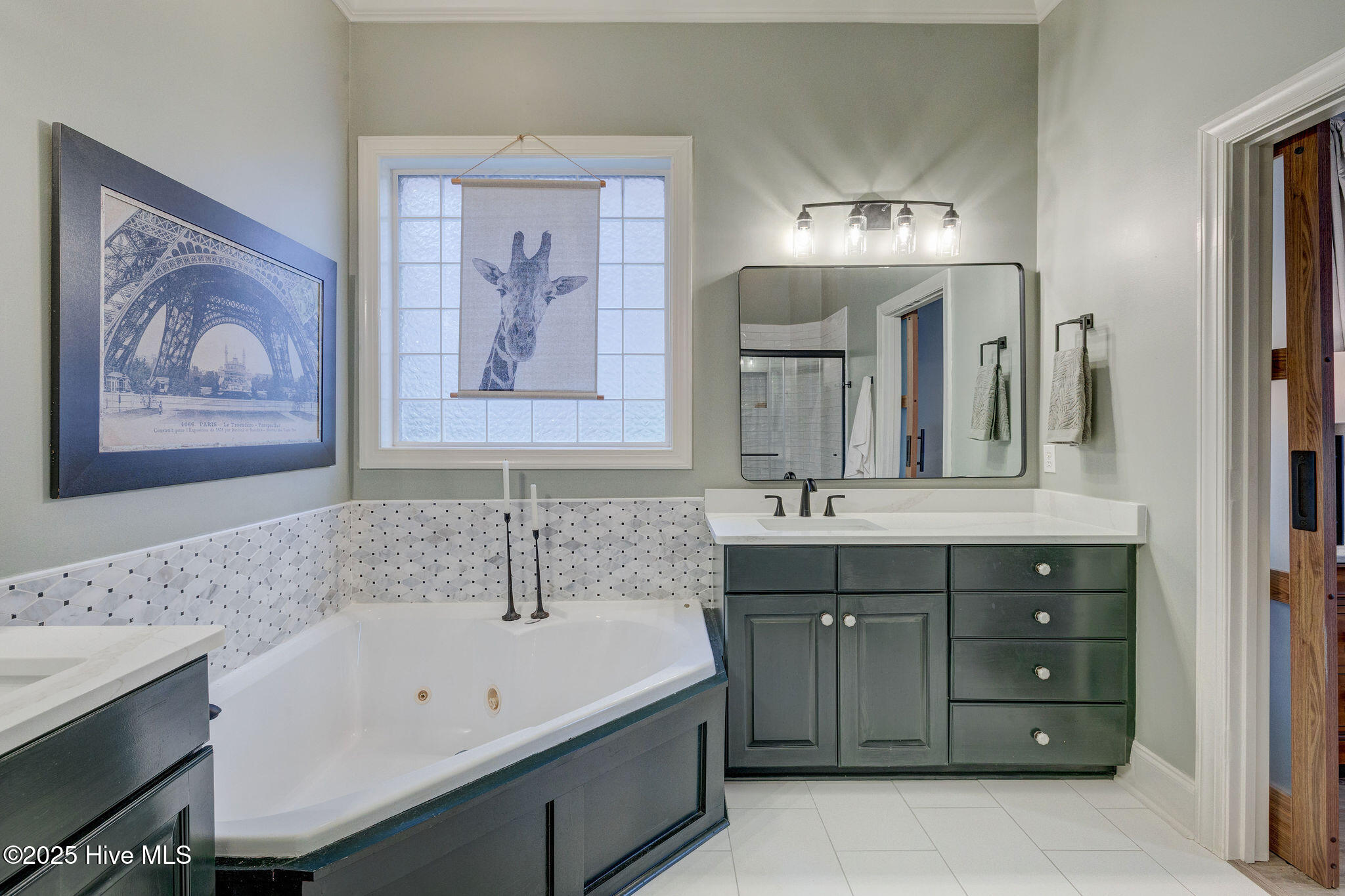 1307 Kingfisher Court