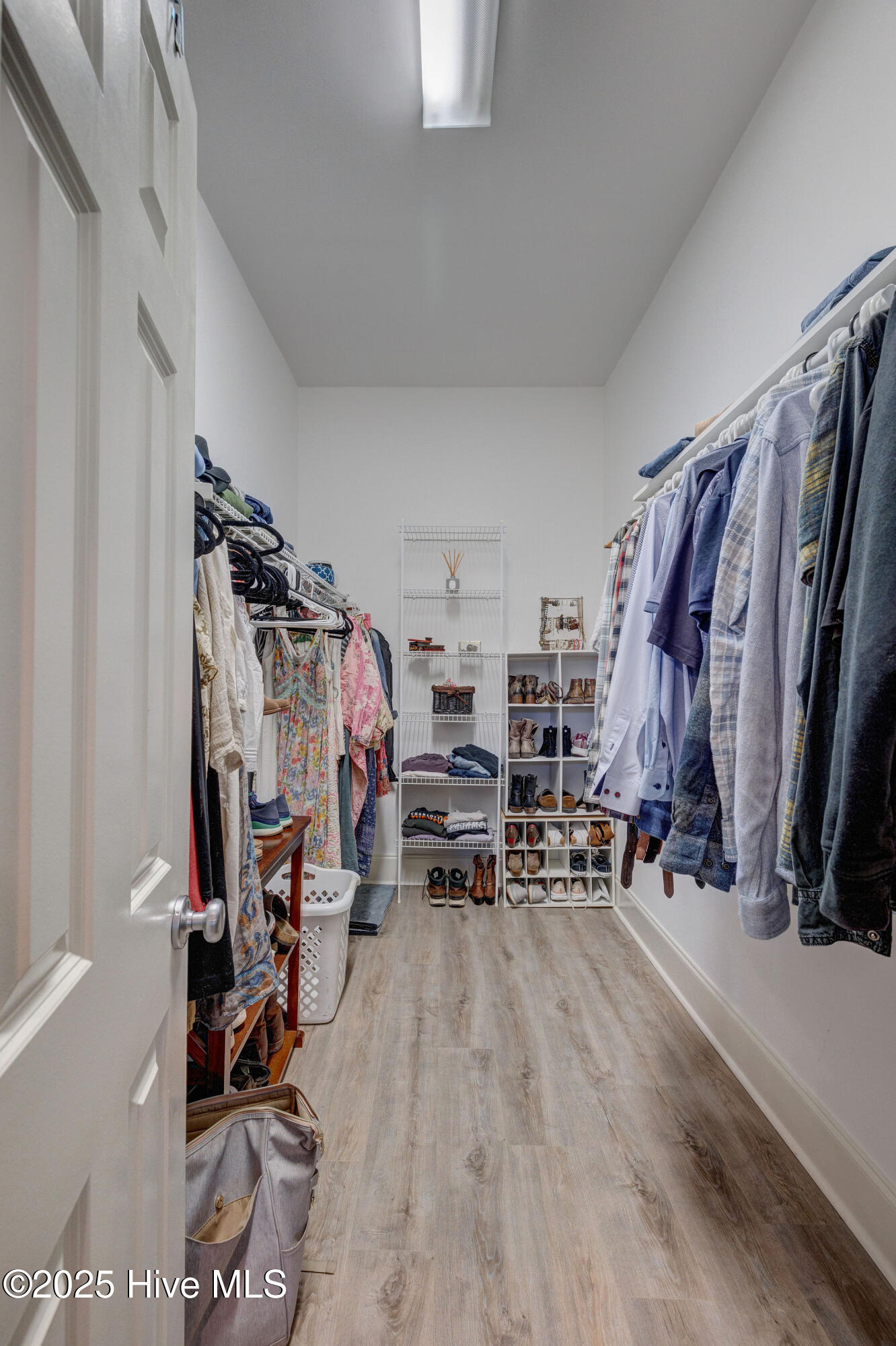 1307 Kingfisher Court