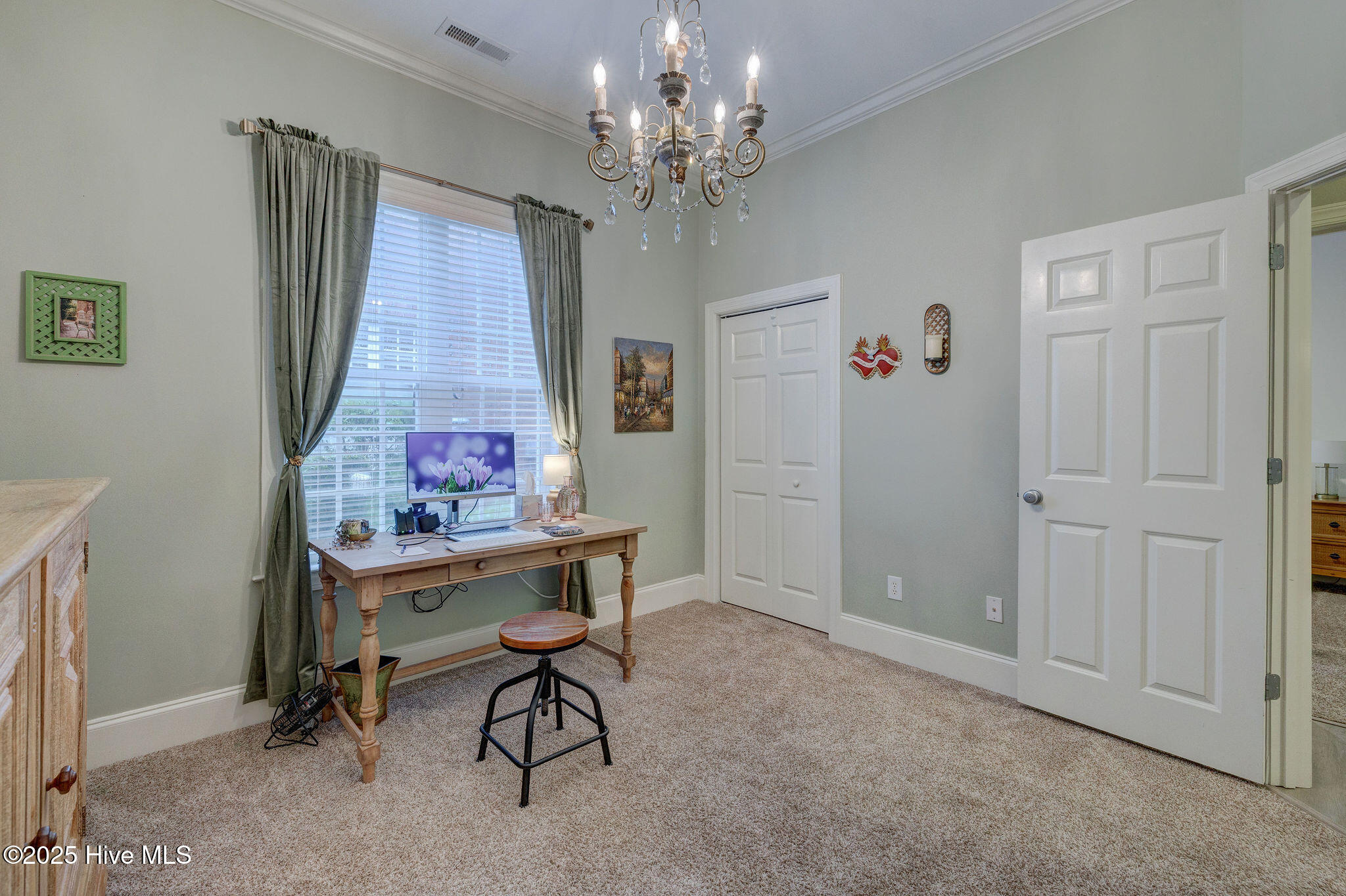 1307 Kingfisher Court