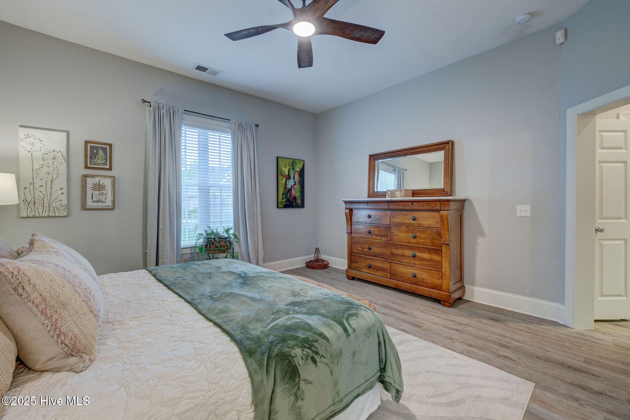 1307 Kingfisher Court