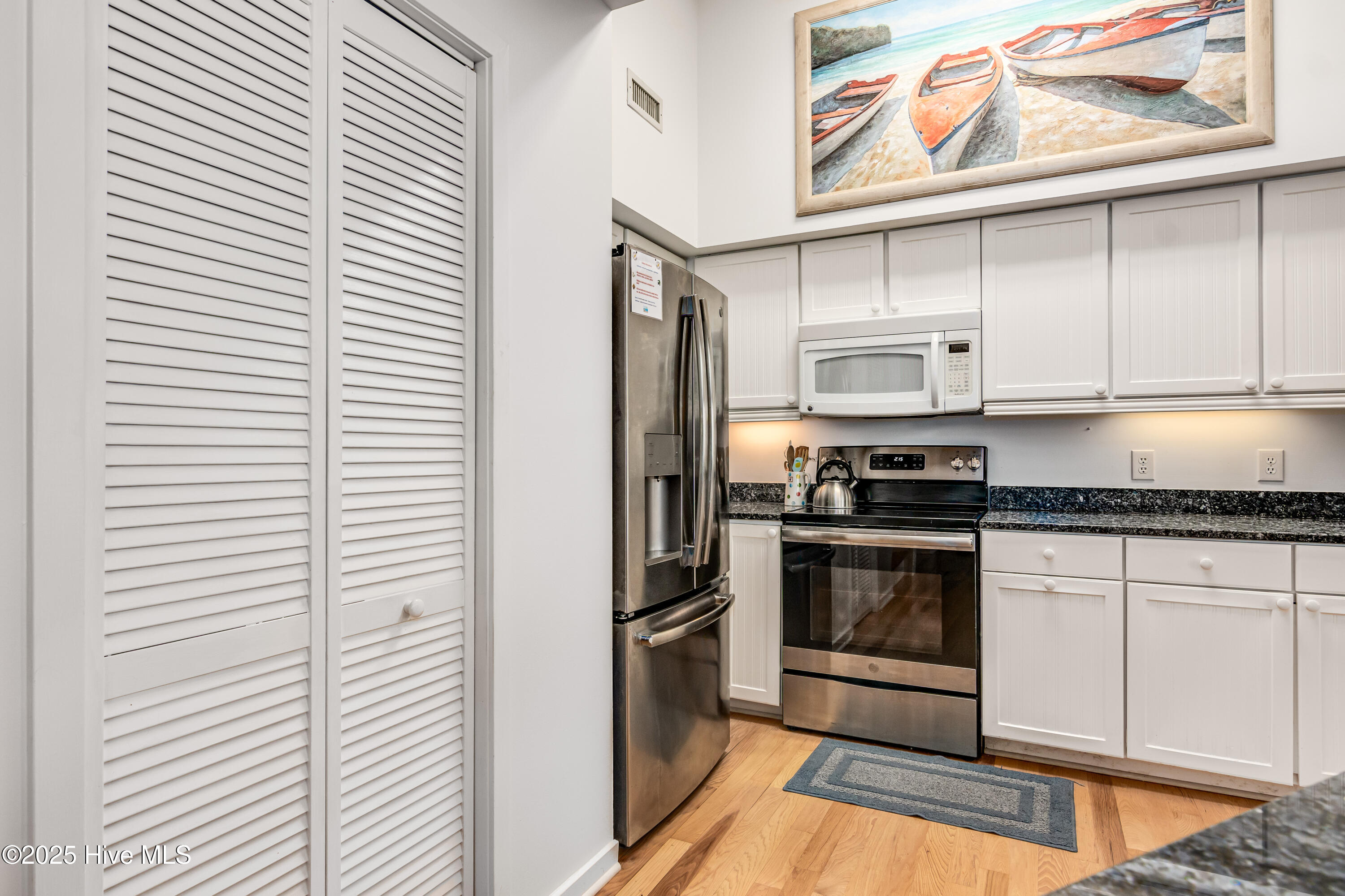 123 N Bald Head Wynd, #9 #9