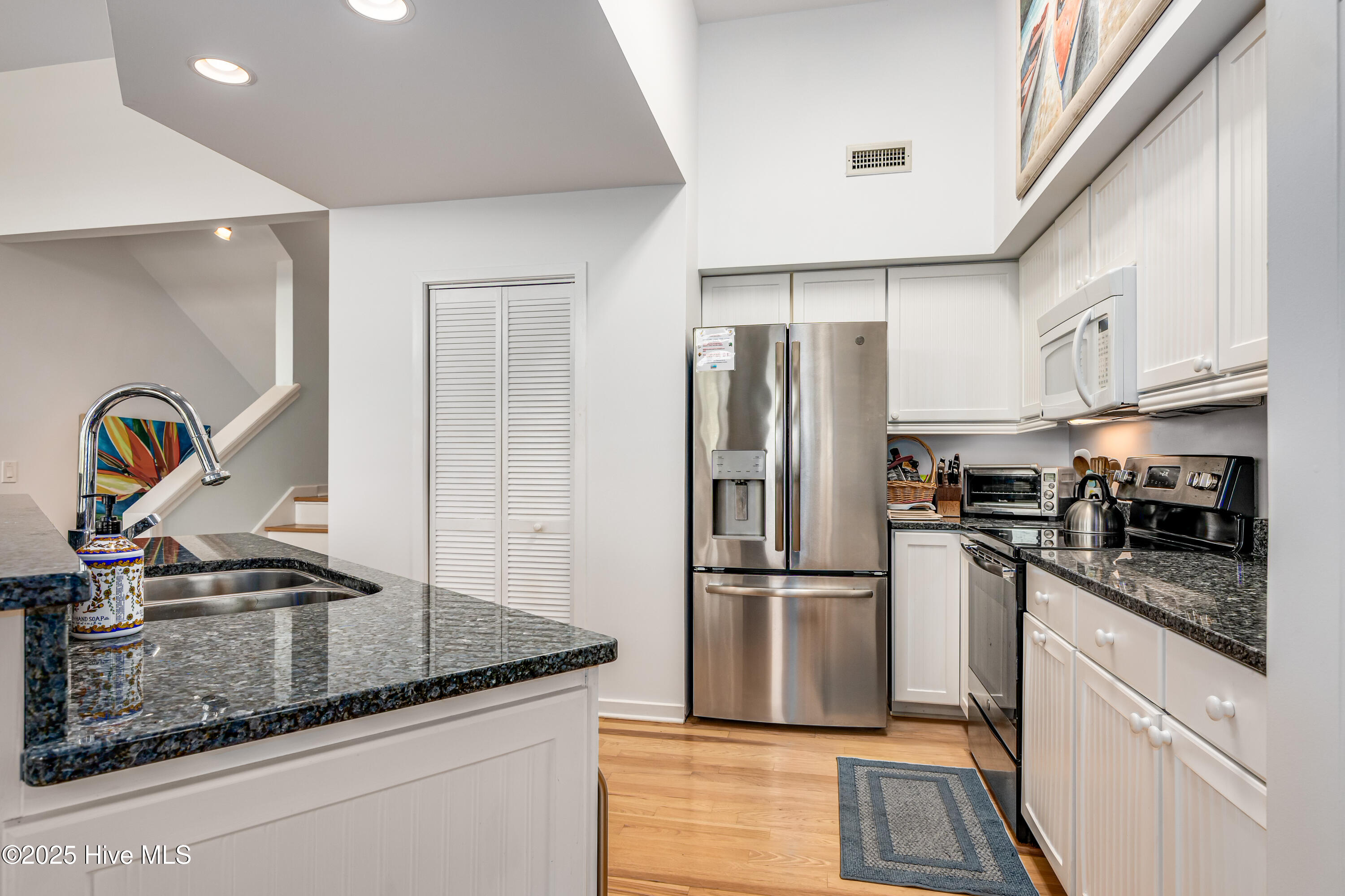 123 N Bald Head Wynd, #9 #9