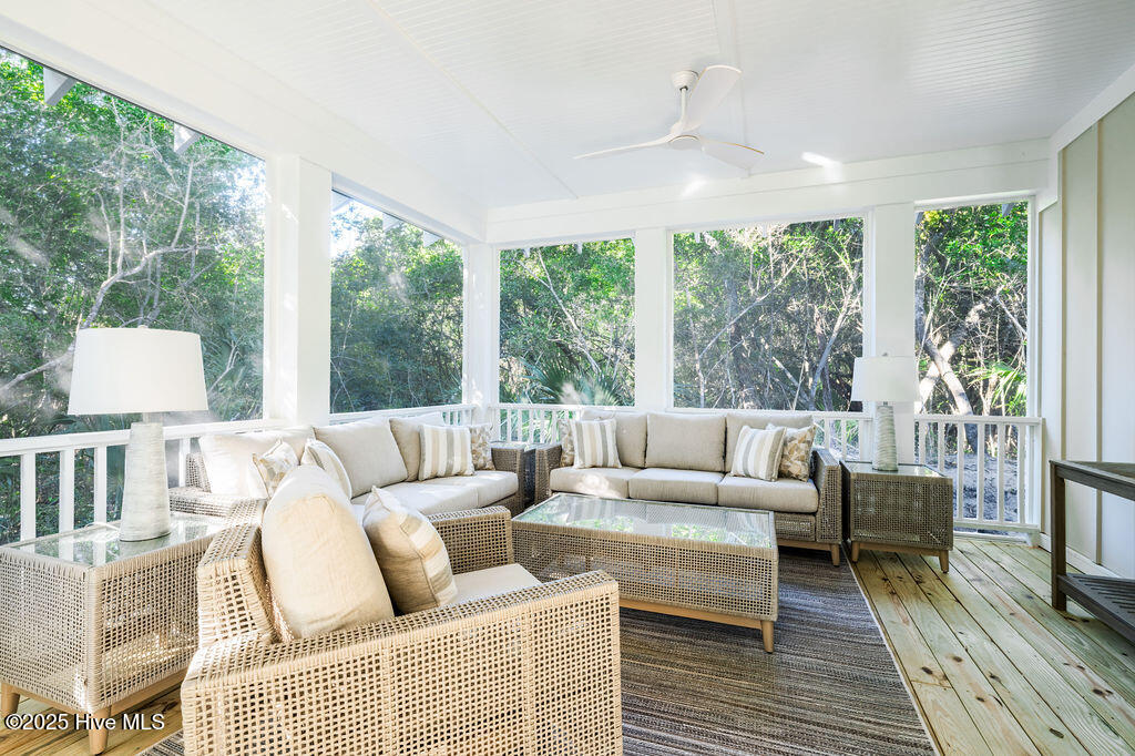 534 Chicamacomico Way