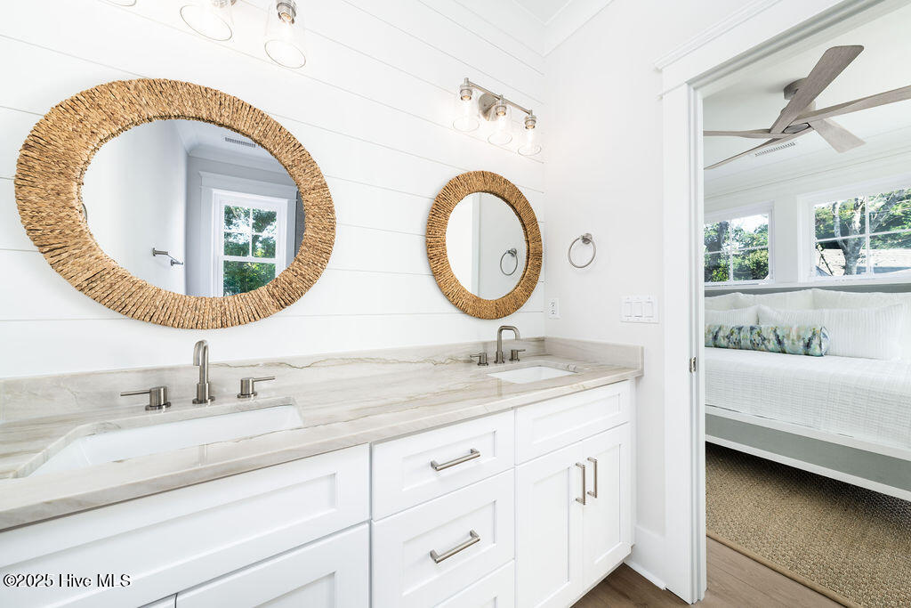 534 Chicamacomico Way