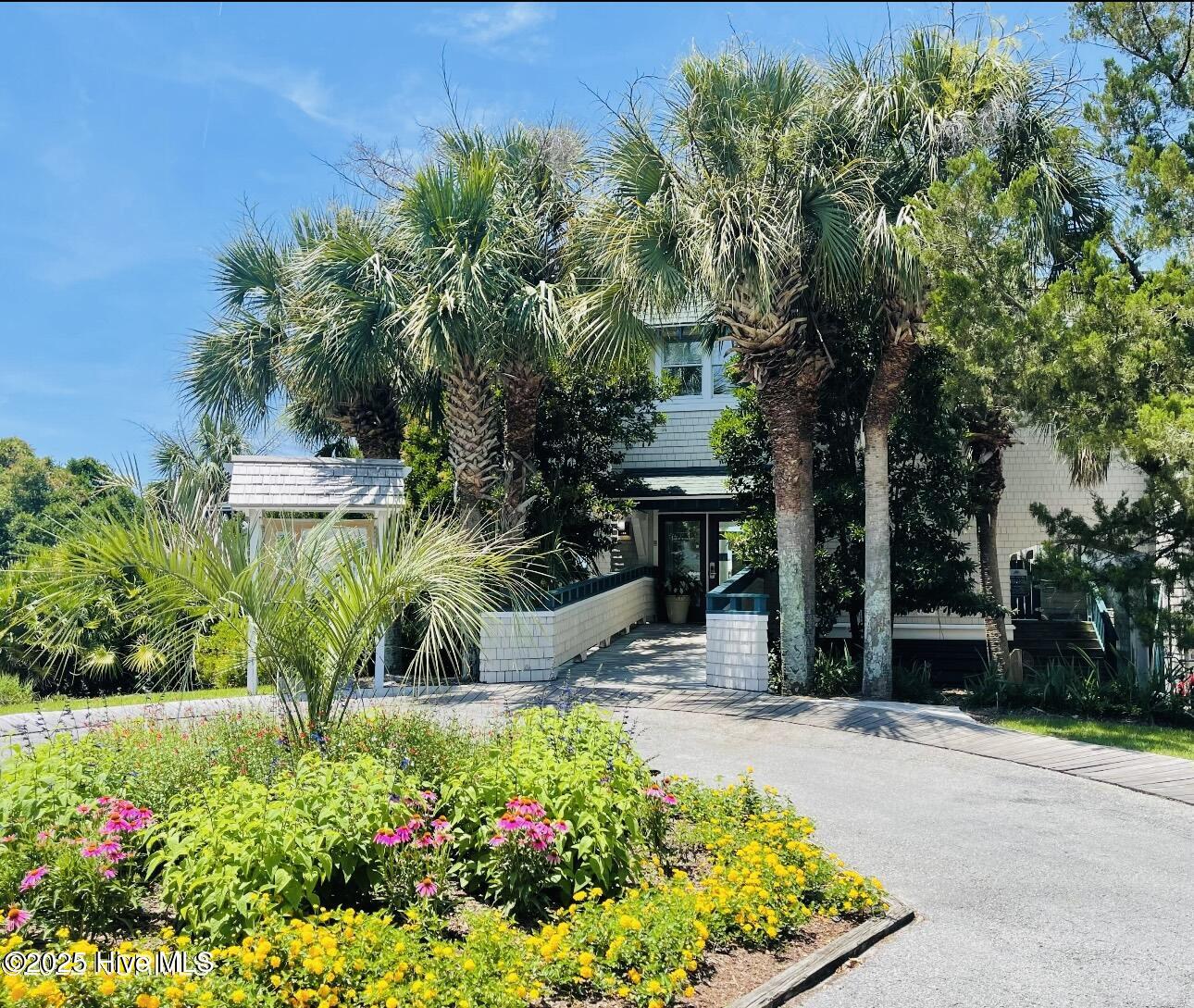 47 Earl Of Craven Court, Week D