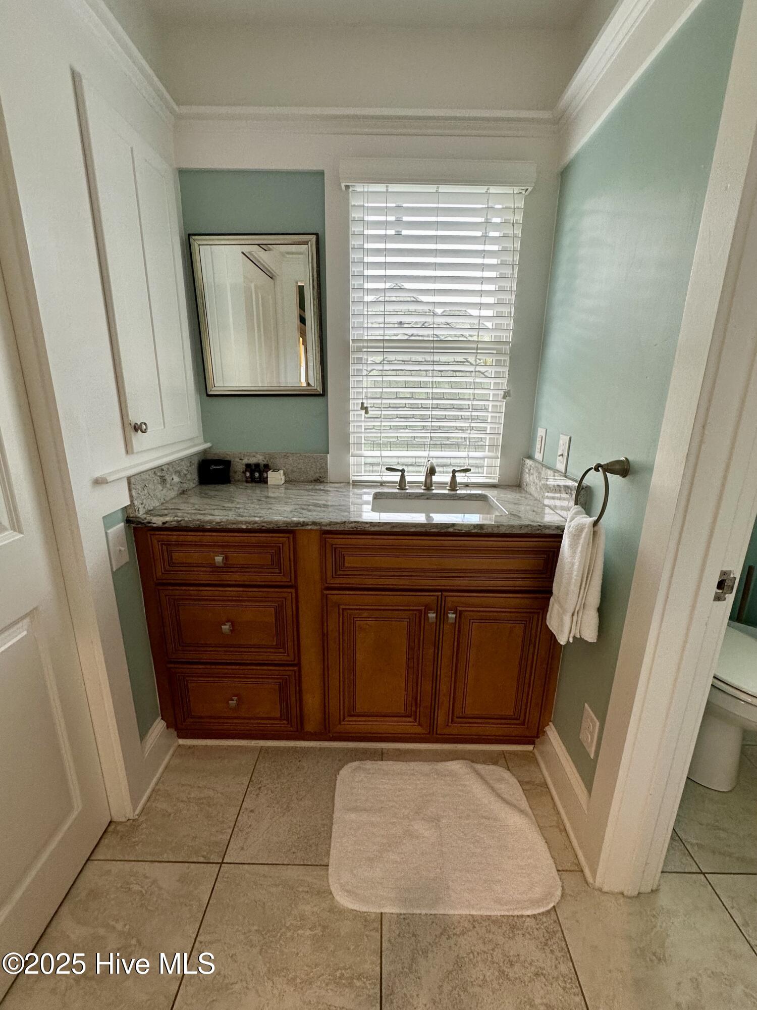 26 Earl Of Craven Court, Week H + Crofter Rights