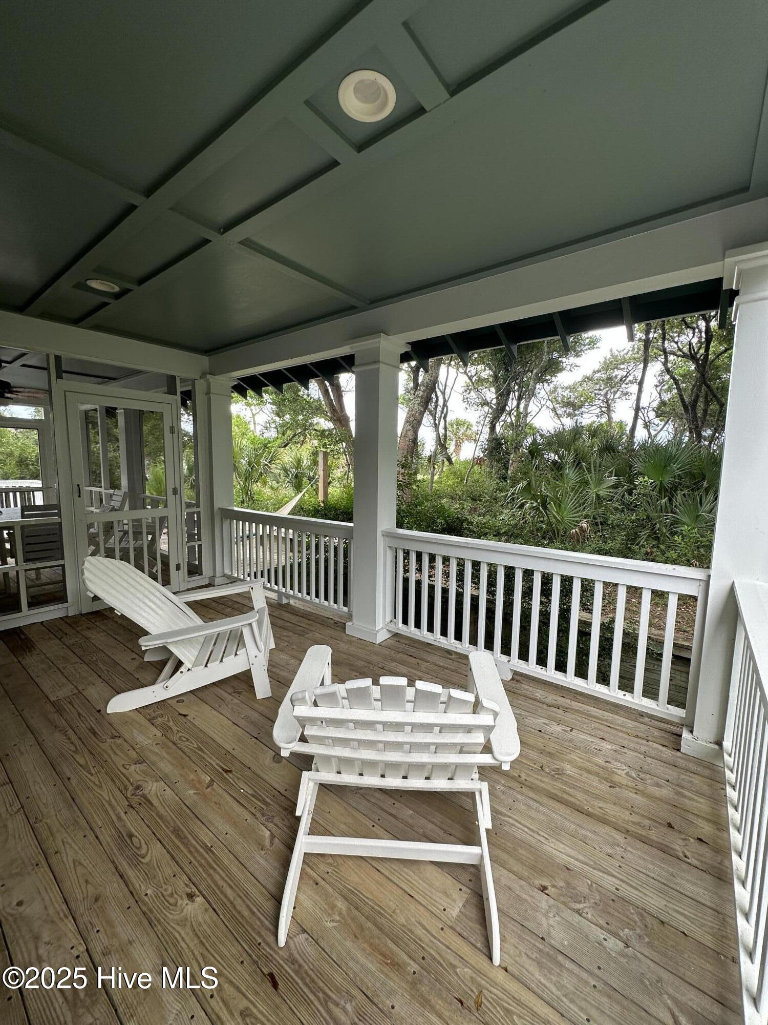 26 Earl Of Craven Court, Week H + Crofter Rights