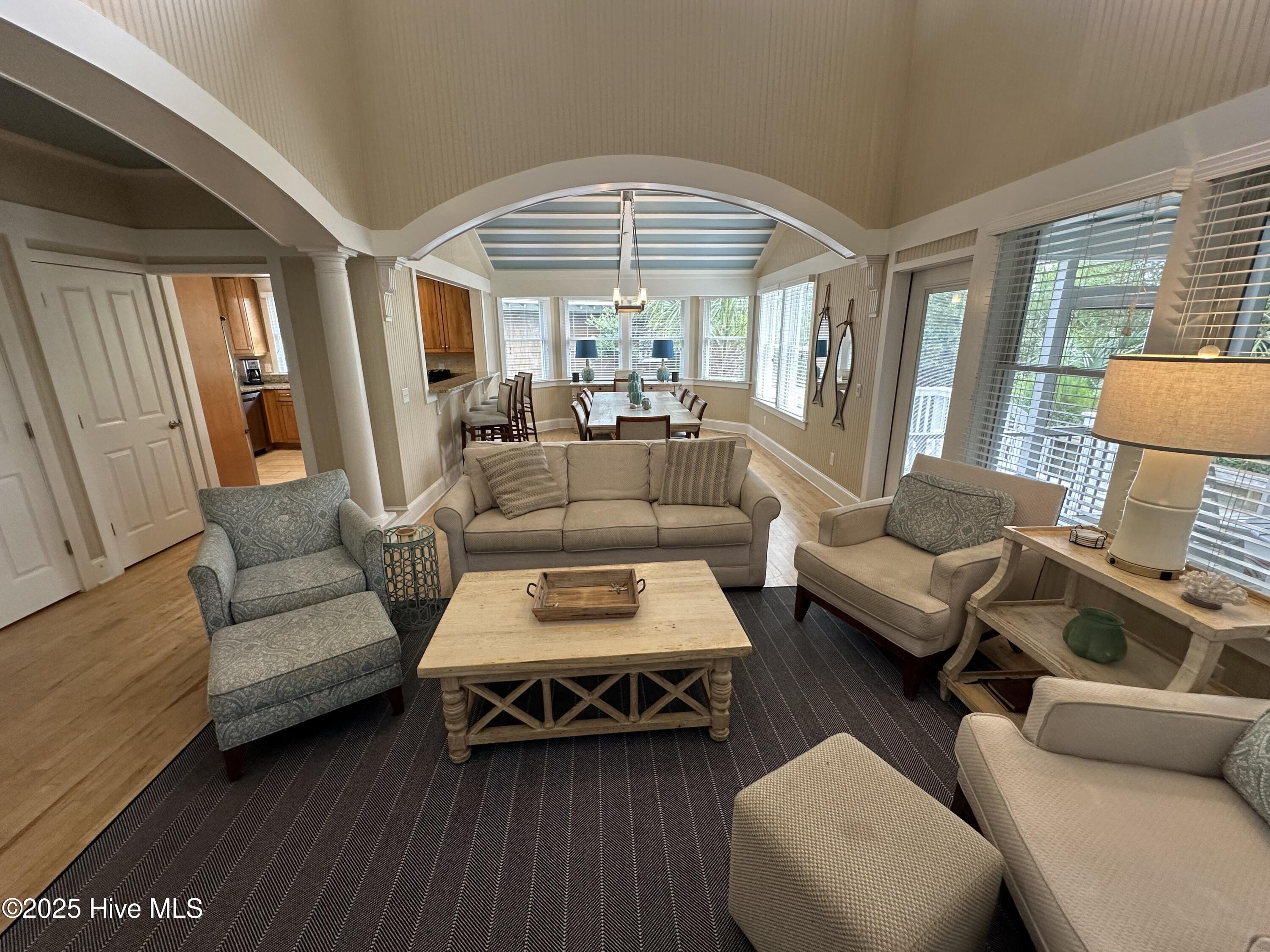 26 Earl Of Craven Court, Week H + Crofter Rights