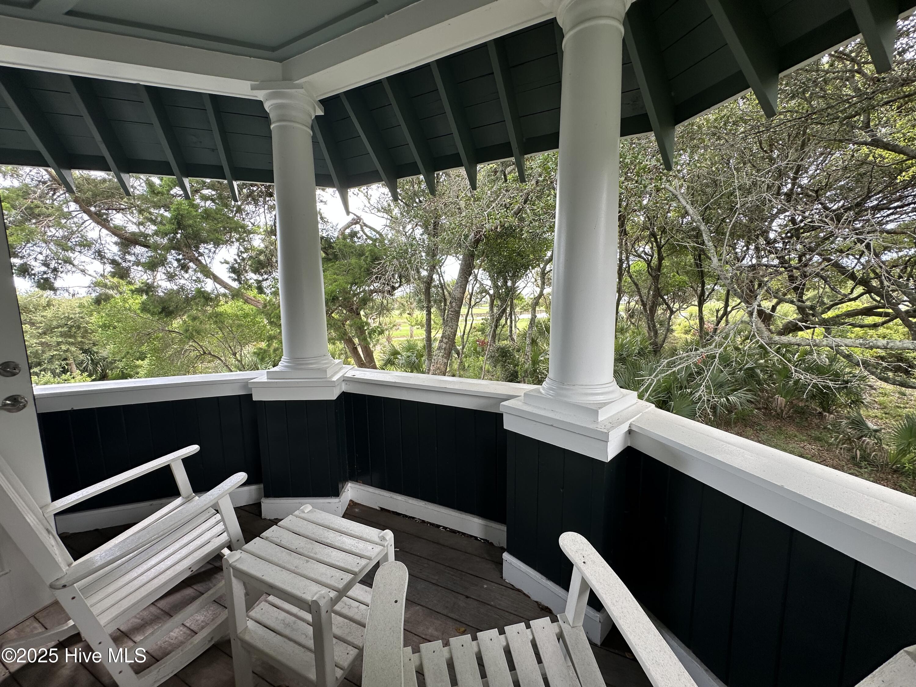 26 Earl Of Craven Court, Week H + Crofter Rights