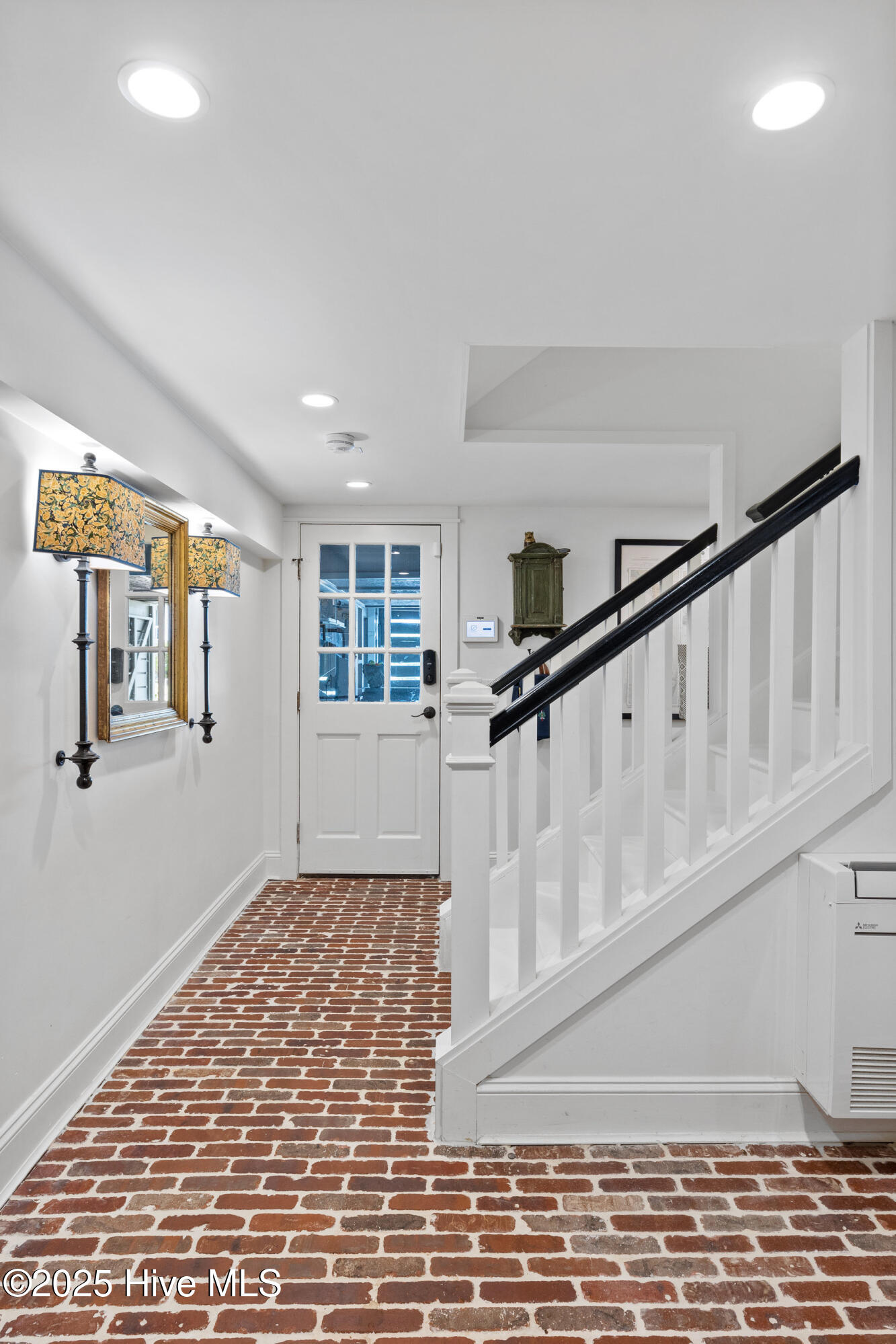15 Peppervine Trail