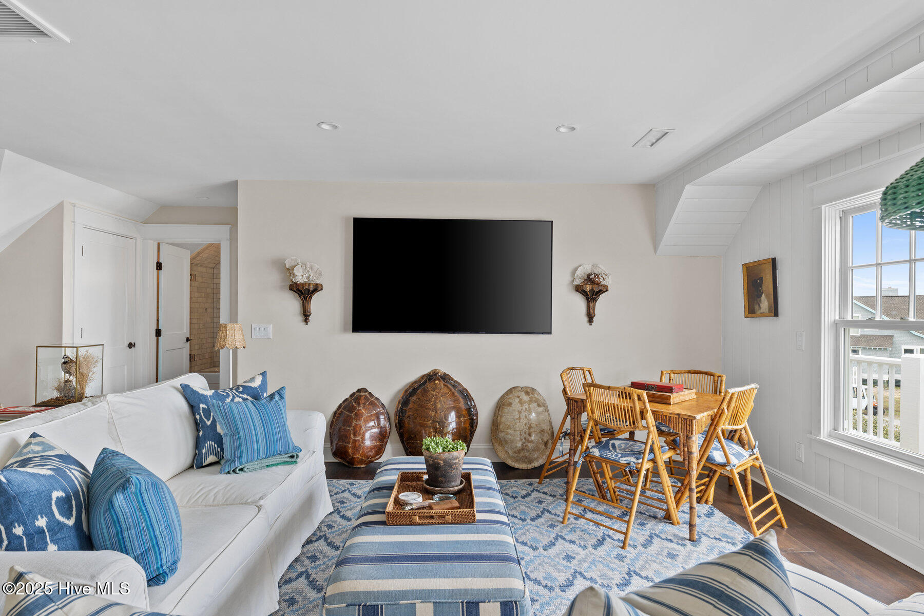 15 Peppervine Trail