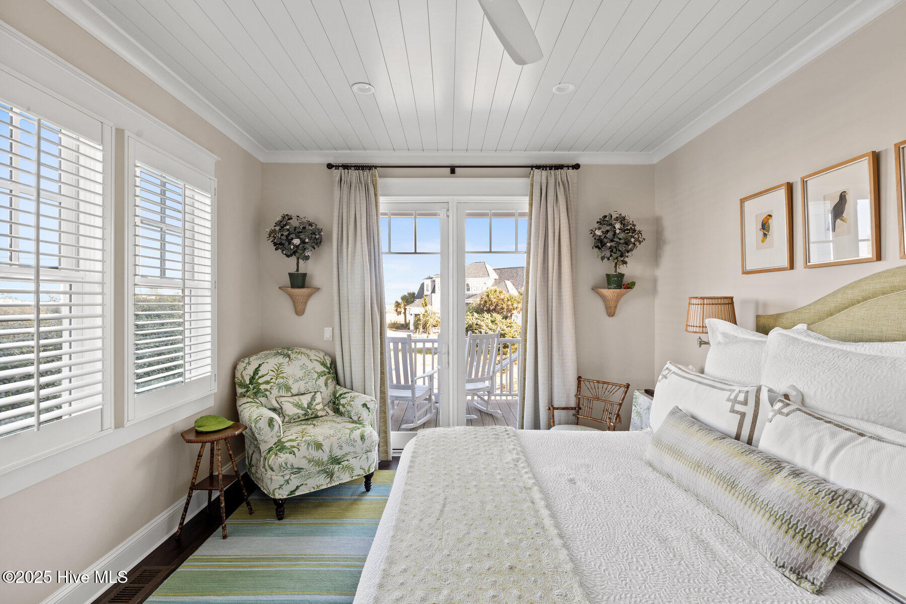 15 Peppervine Trail