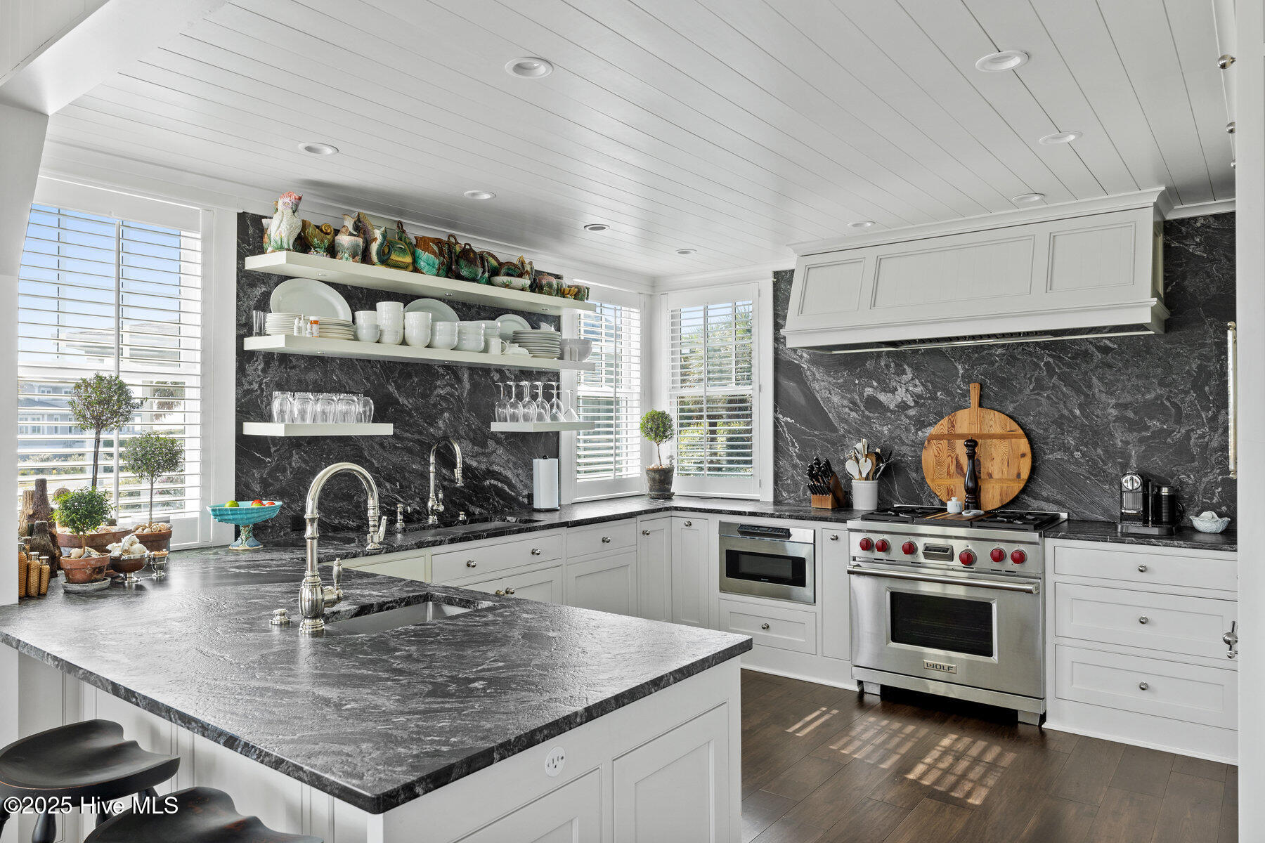 15 Peppervine Trail