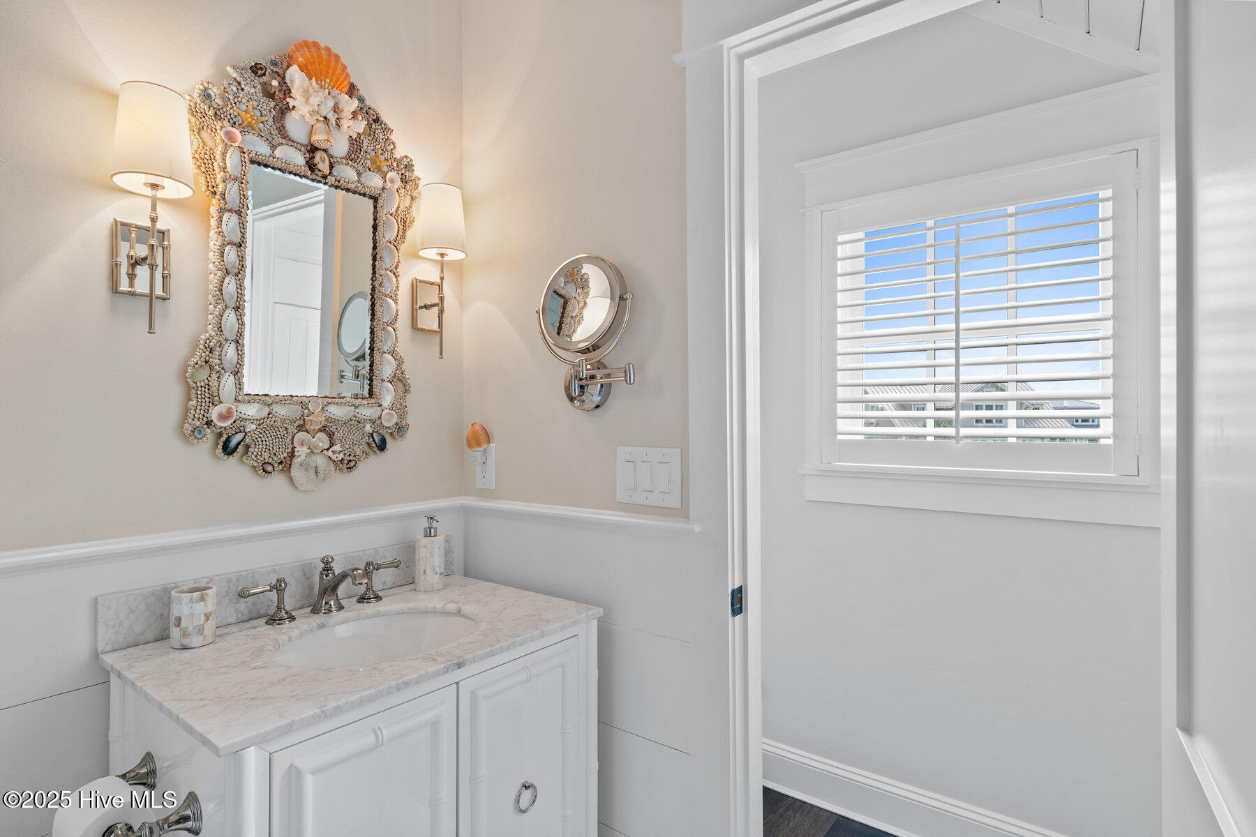 15 Peppervine Trail