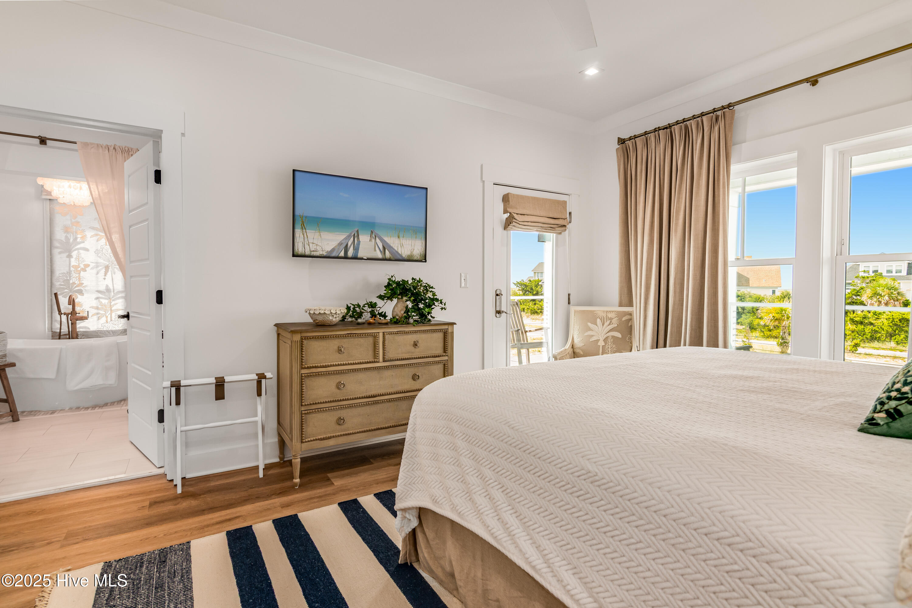 425 S Bald Head Wynd