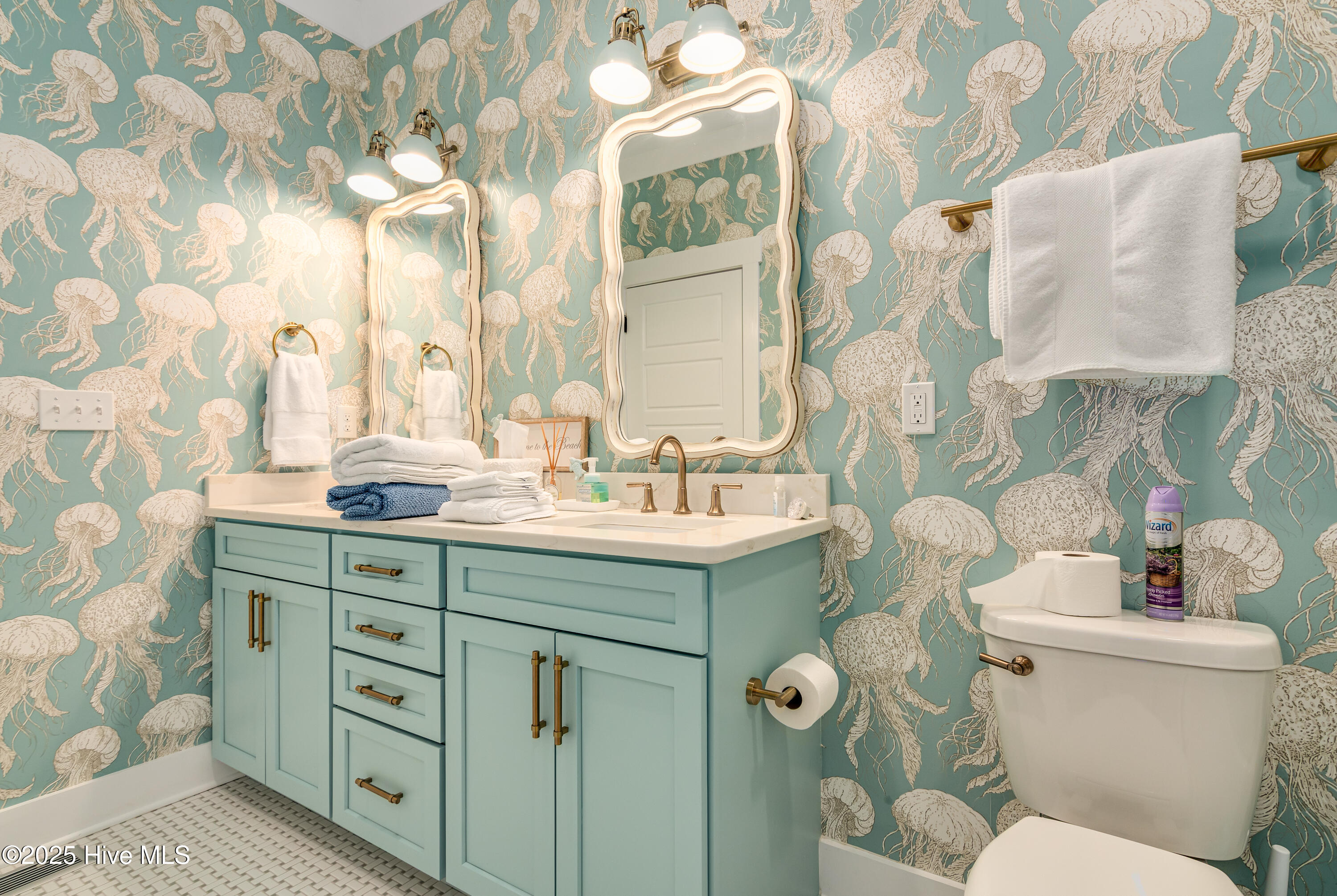 425 S Bald Head Wynd