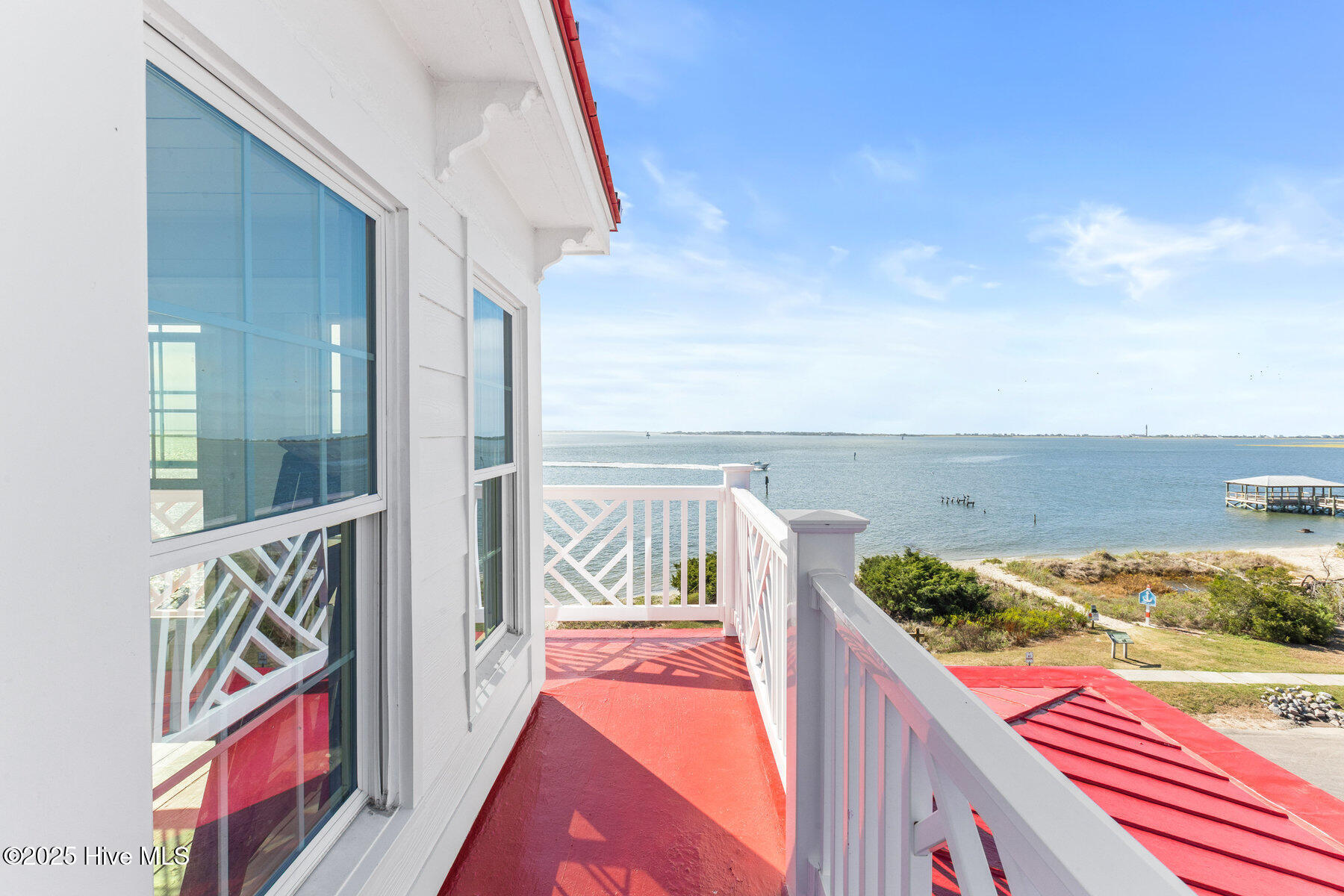 216 W Bay Street