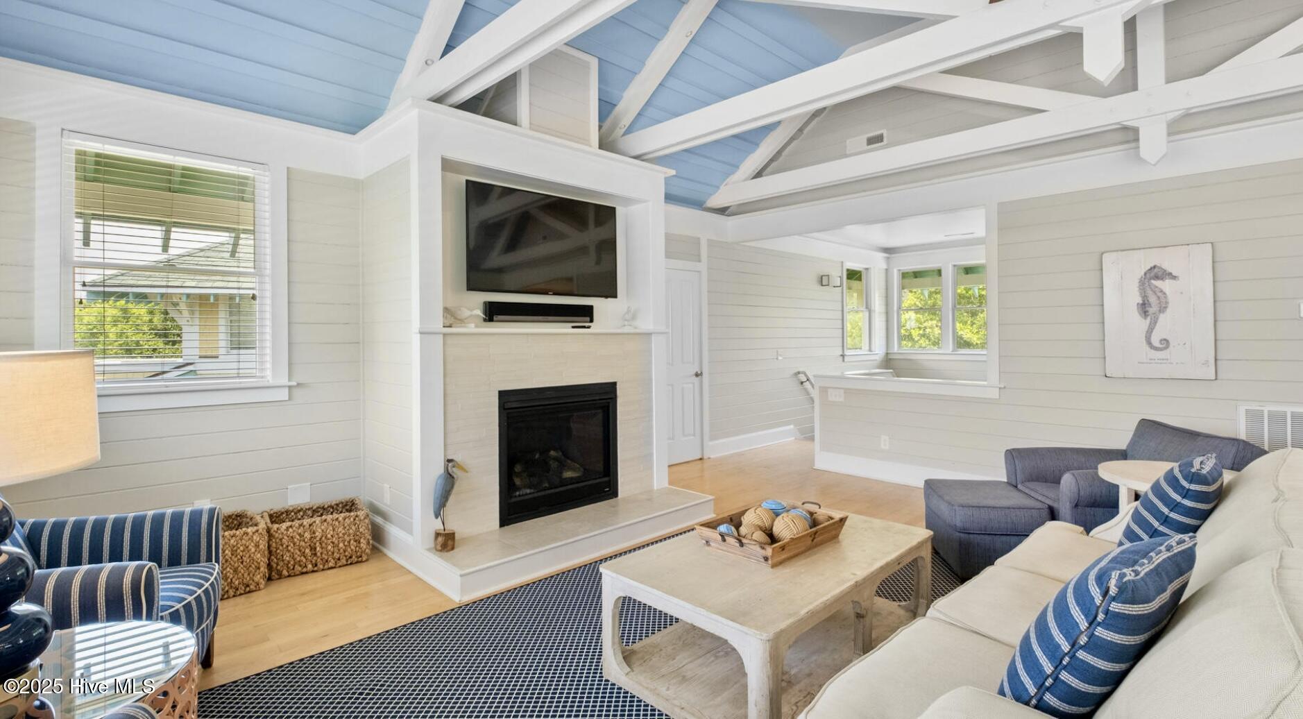 53 Earl Of Craven Court, Week F