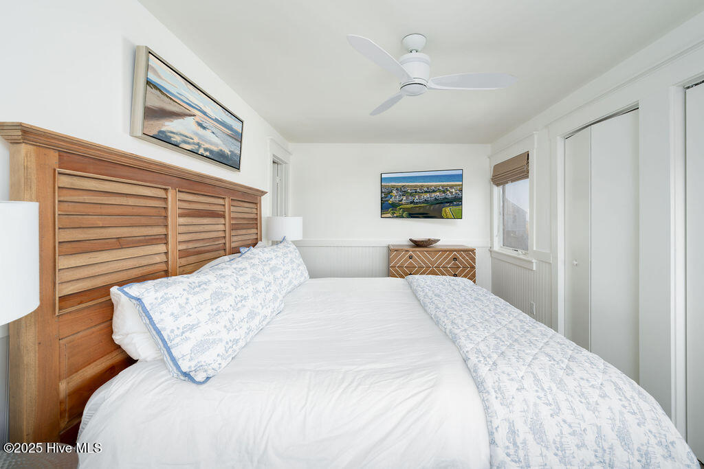 305 S Bald Head Wynd, 54