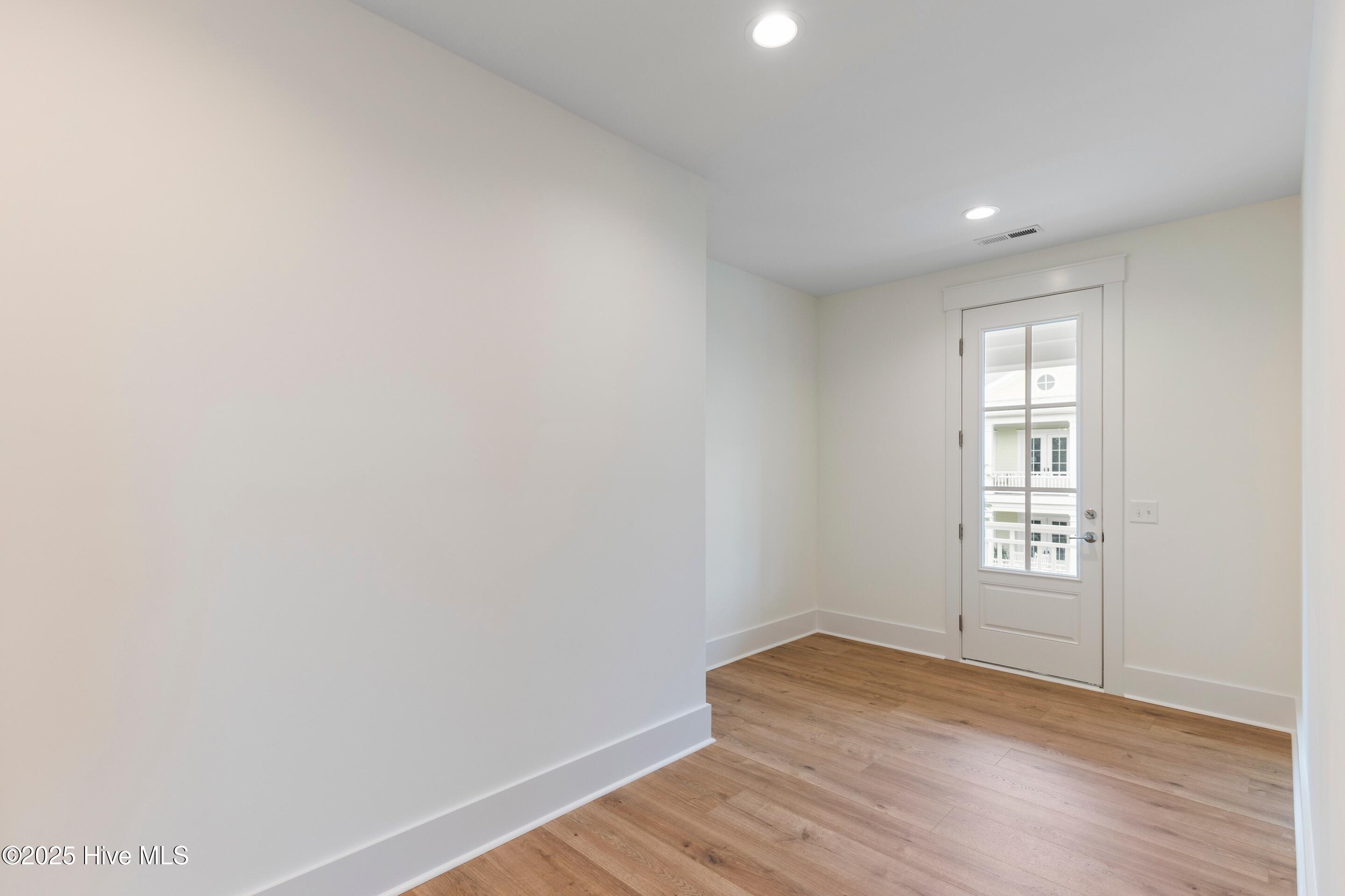 5312 Hanahan Drive