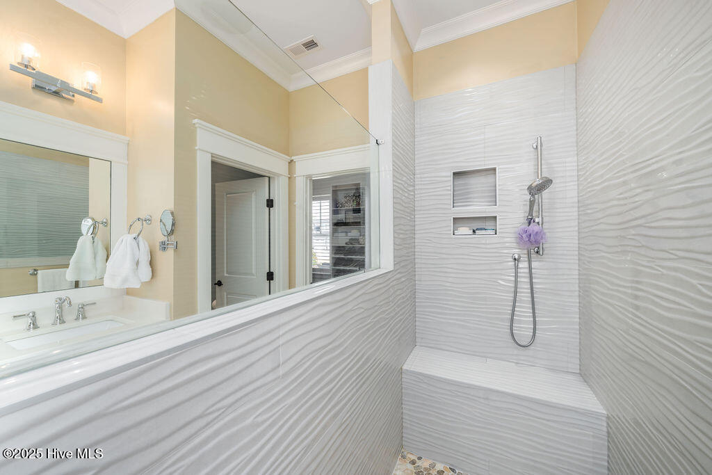 3211 Oceanic Bay Drive