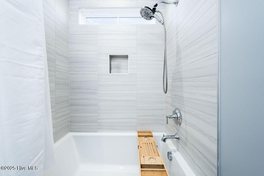 3211 Oceanic Bay Drive