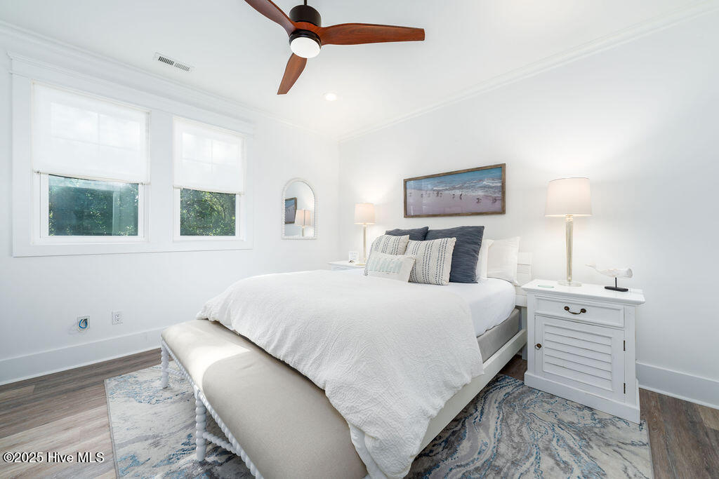 7 Red Bay Court