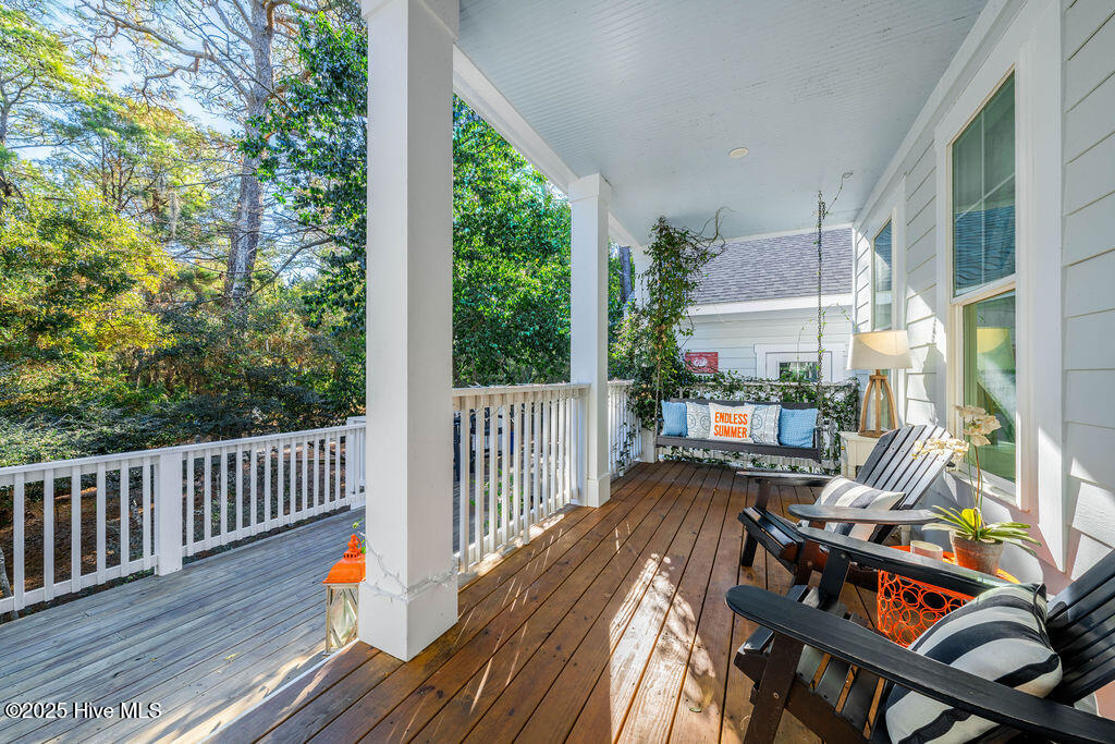 7 Red Bay Court