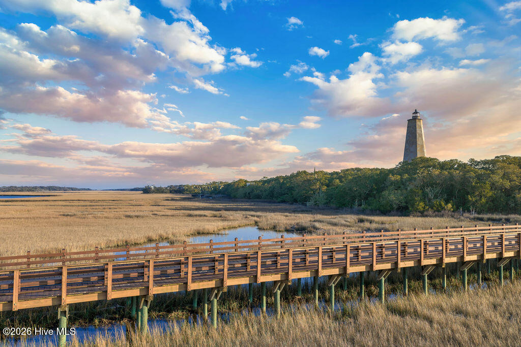 49 Fort Holmes Trail