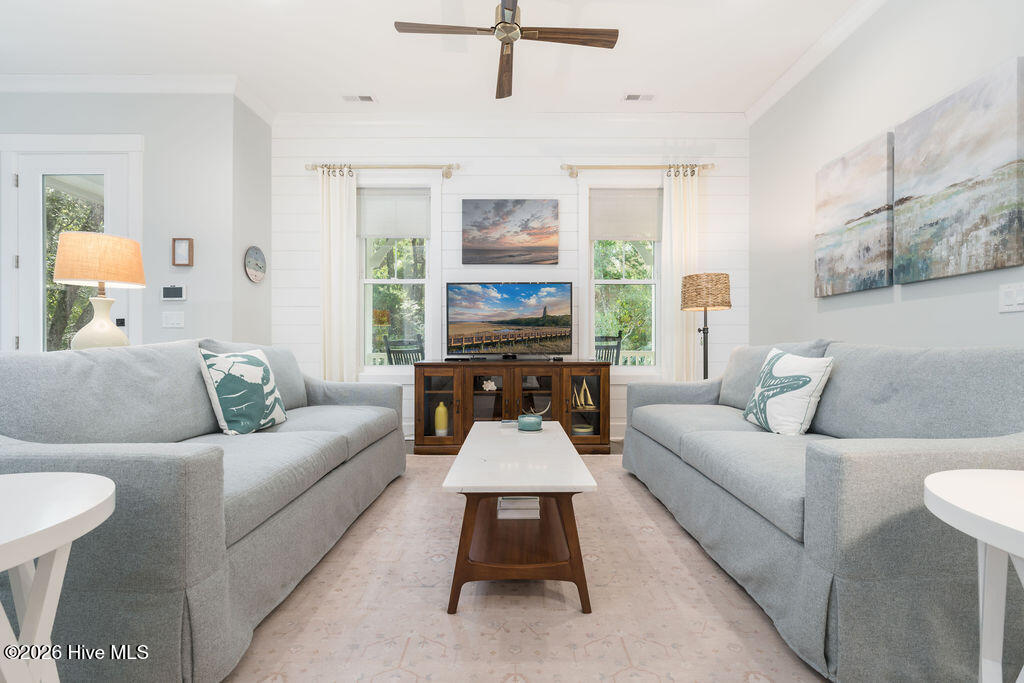 49 Fort Holmes Trail