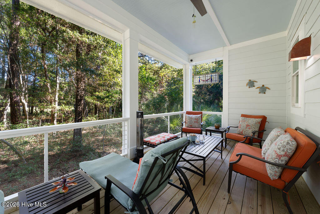 49 Fort Holmes Trail