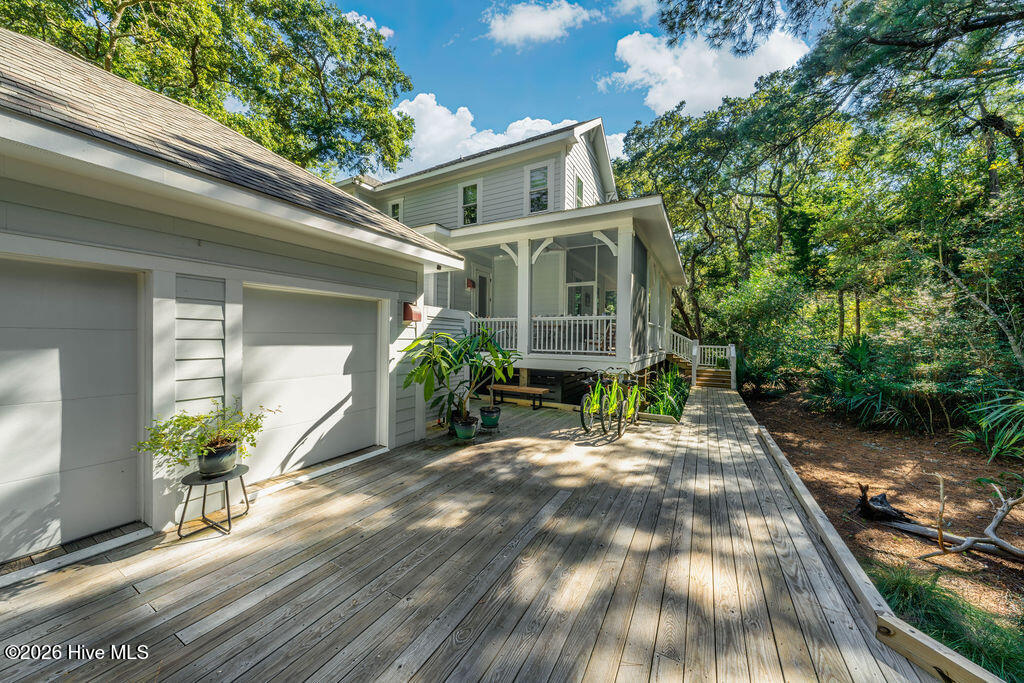 49 Fort Holmes Trail