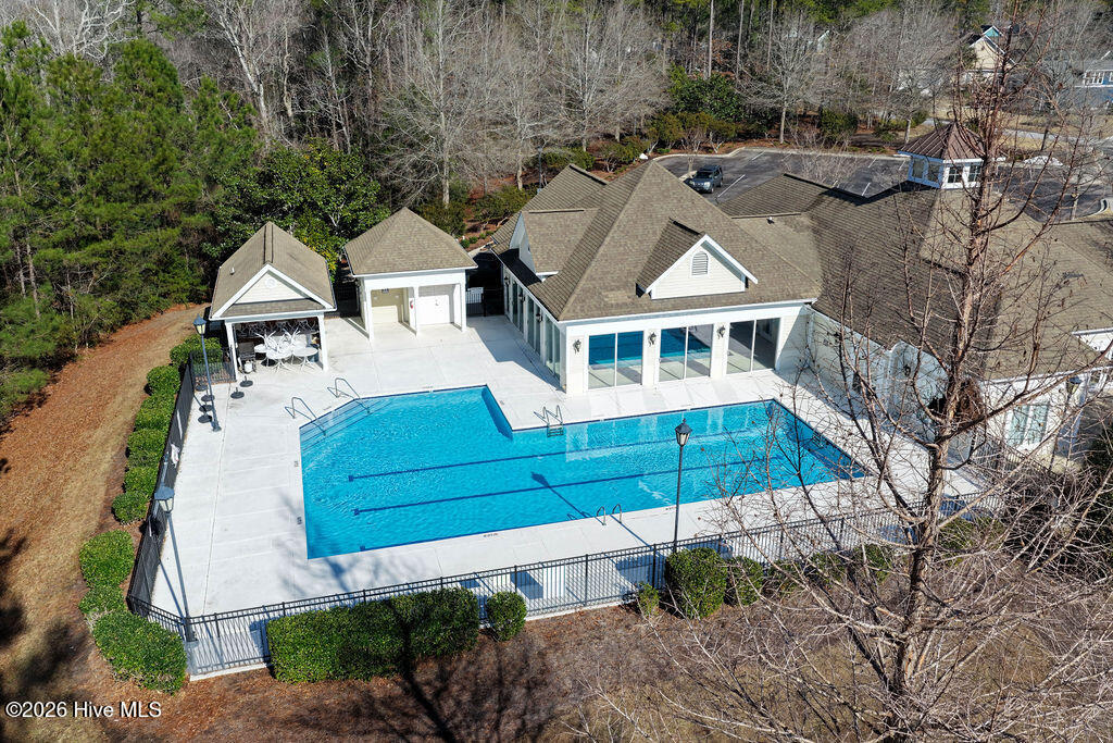 213 Lockhaven Drive SE