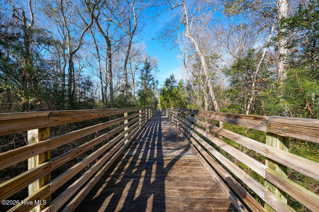 213 Lockhaven Drive SE