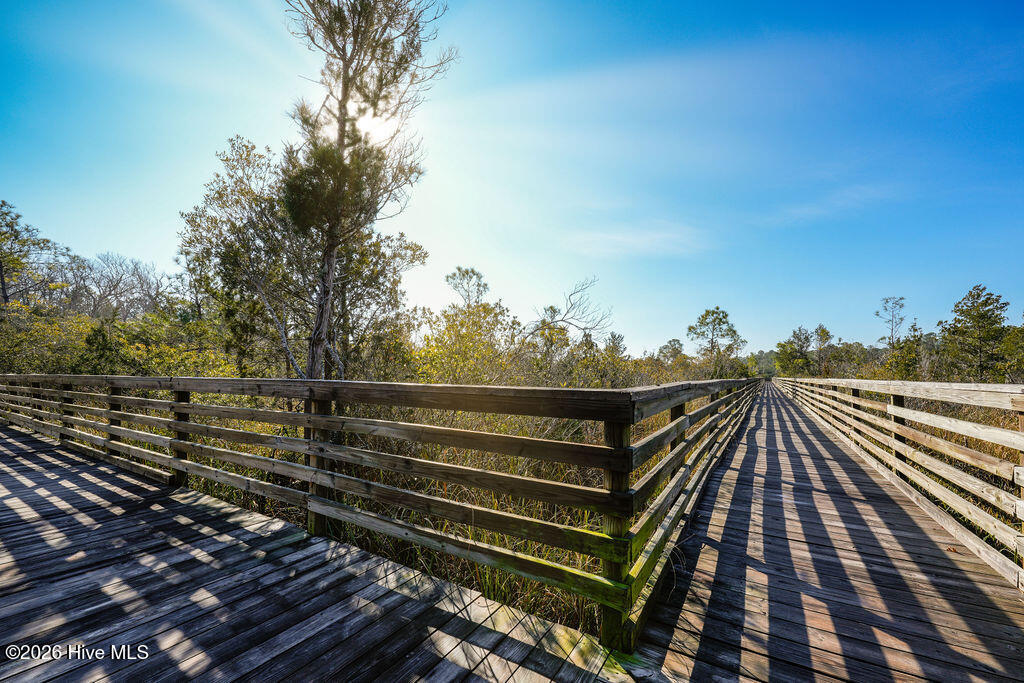 213 Lockhaven Drive SE