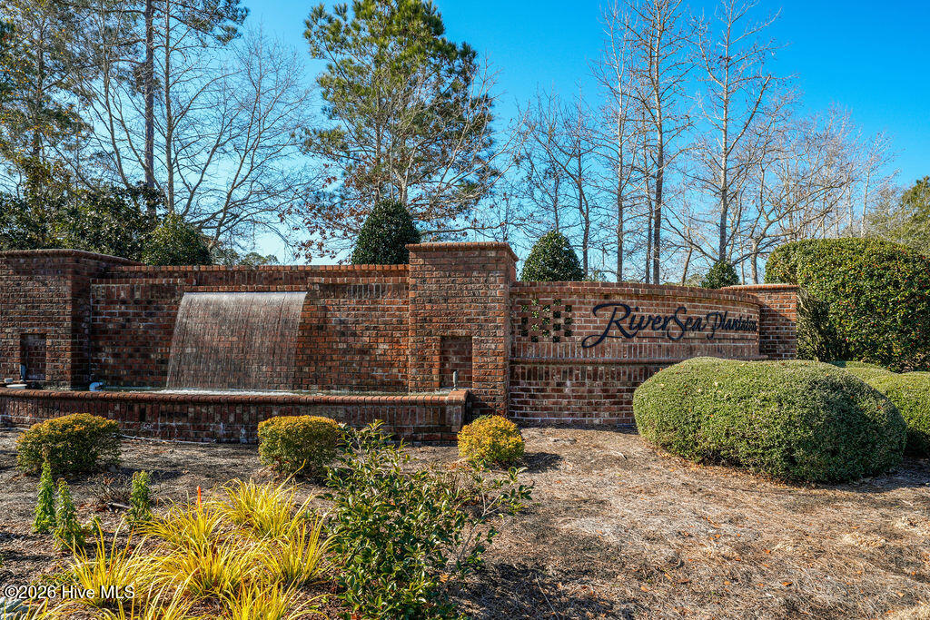 213 Lockhaven Drive SE