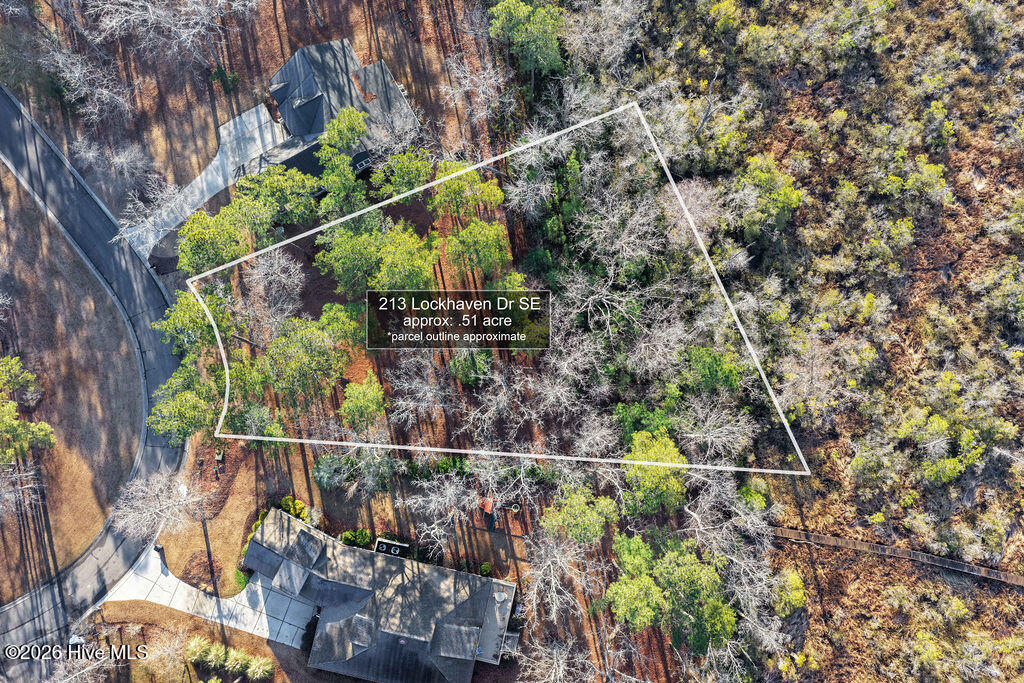213 Lockhaven Drive SE
