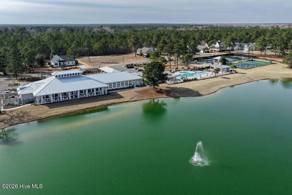 9143 Fallen Pear Lane NE