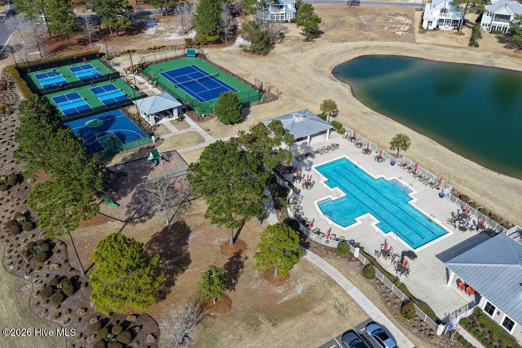 9143 Fallen Pear Lane NE