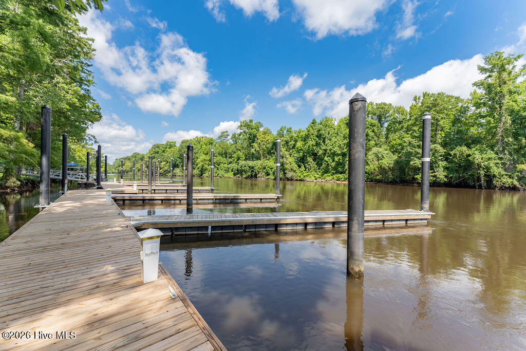 9143 Fallen Pear Lane NE