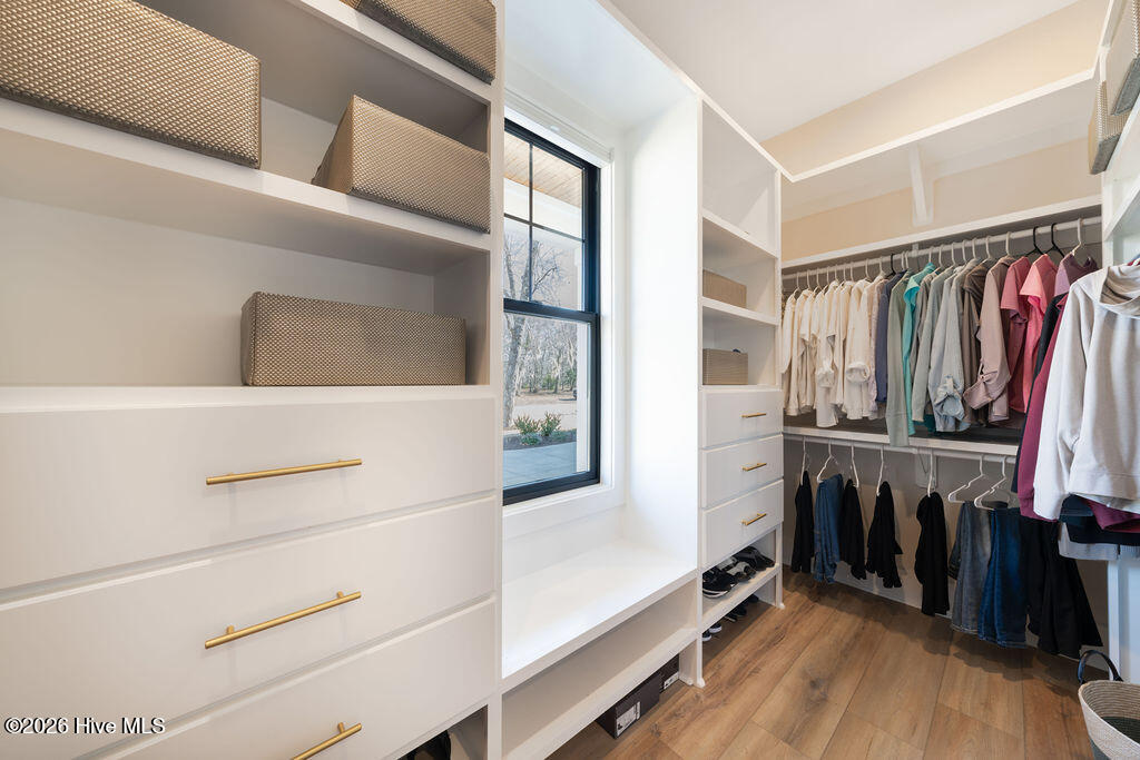 9143 Fallen Pear Lane NE