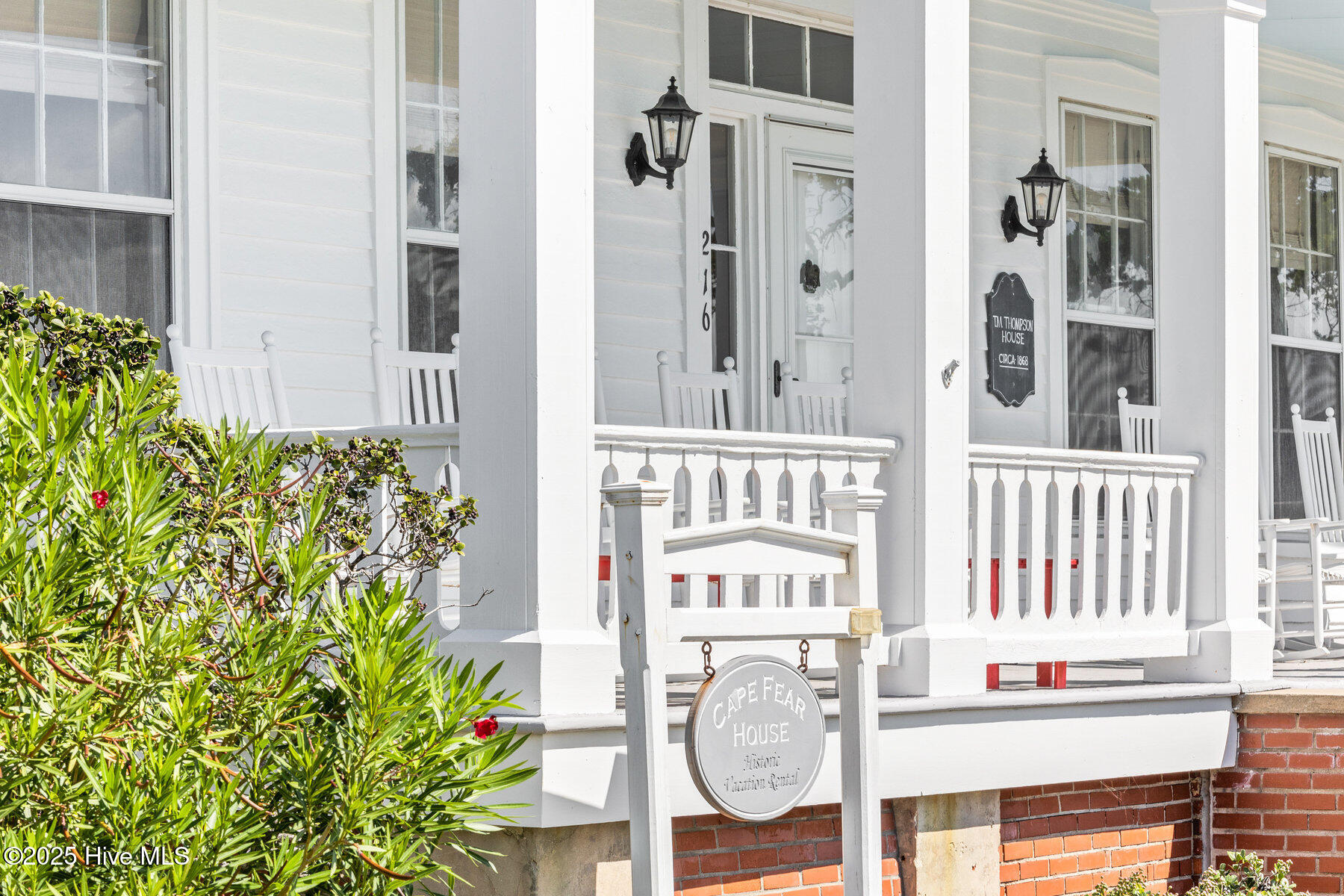 216 W Bay Street