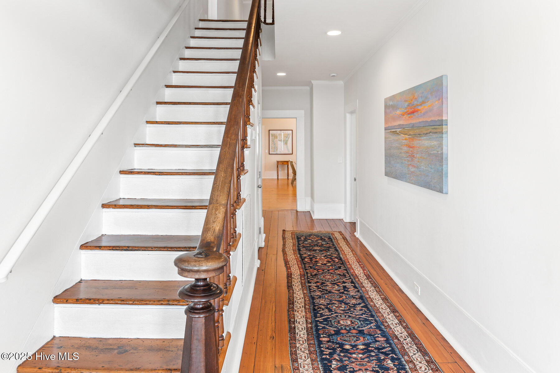 216 W Bay Street