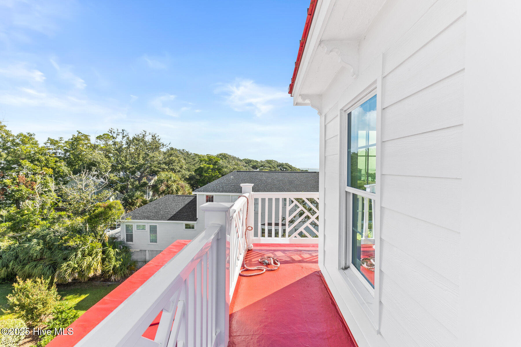 216 W Bay Street