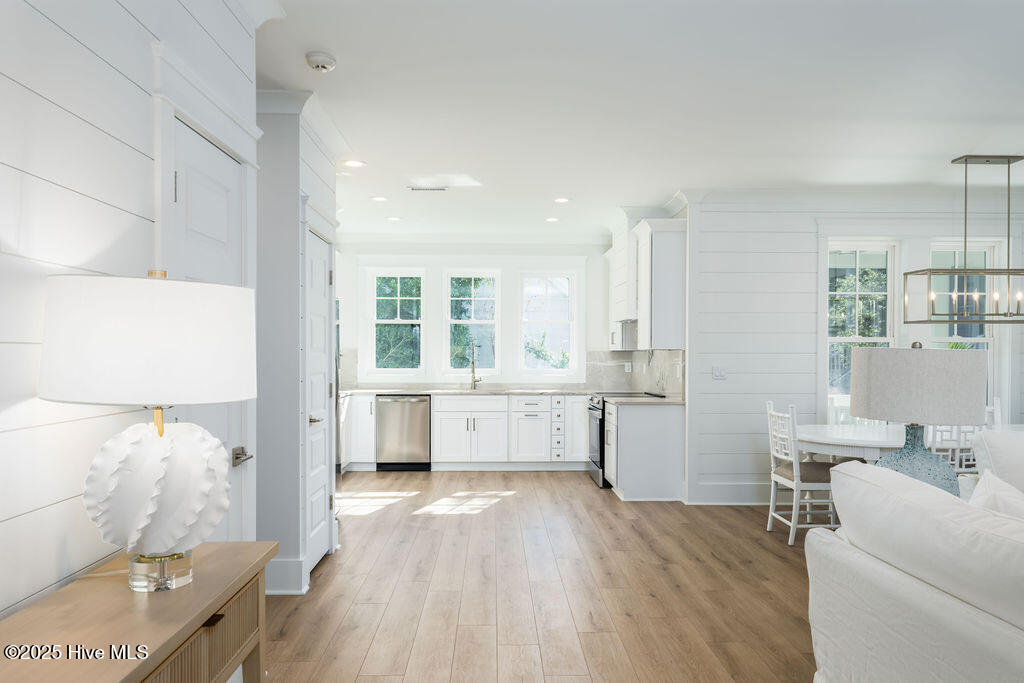 536 Chicamacomico Way