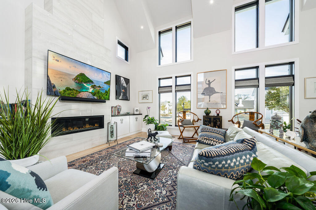 1827 Montage Lane