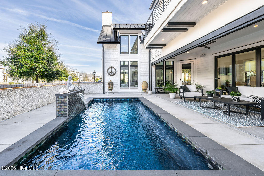 1827 Montage Lane