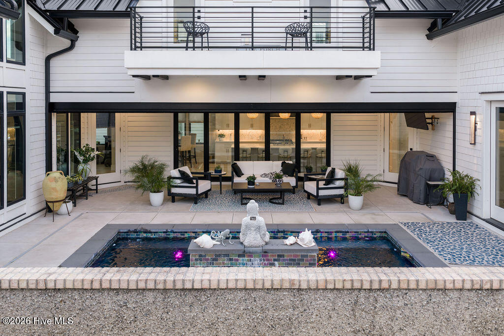 1827 Montage Lane